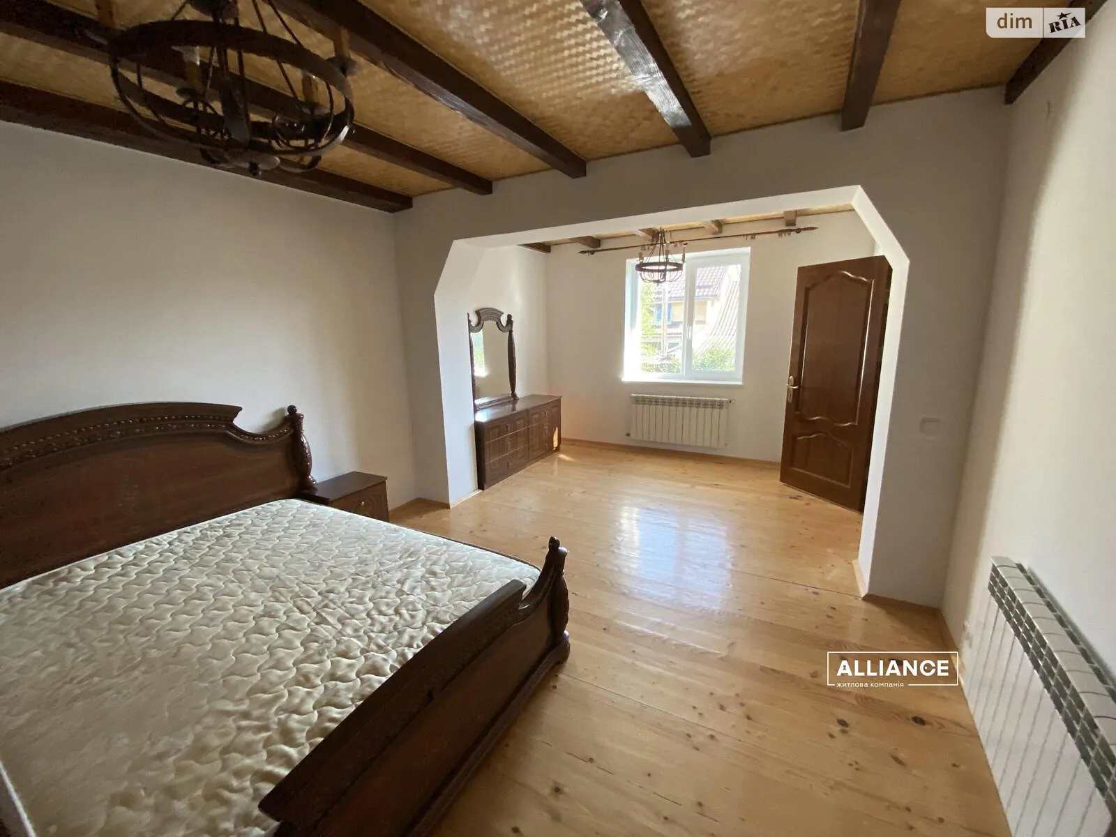 Продается дом на 2 этажа 228.7 кв. м с мебелью, цена: 119900 $ - фото 1