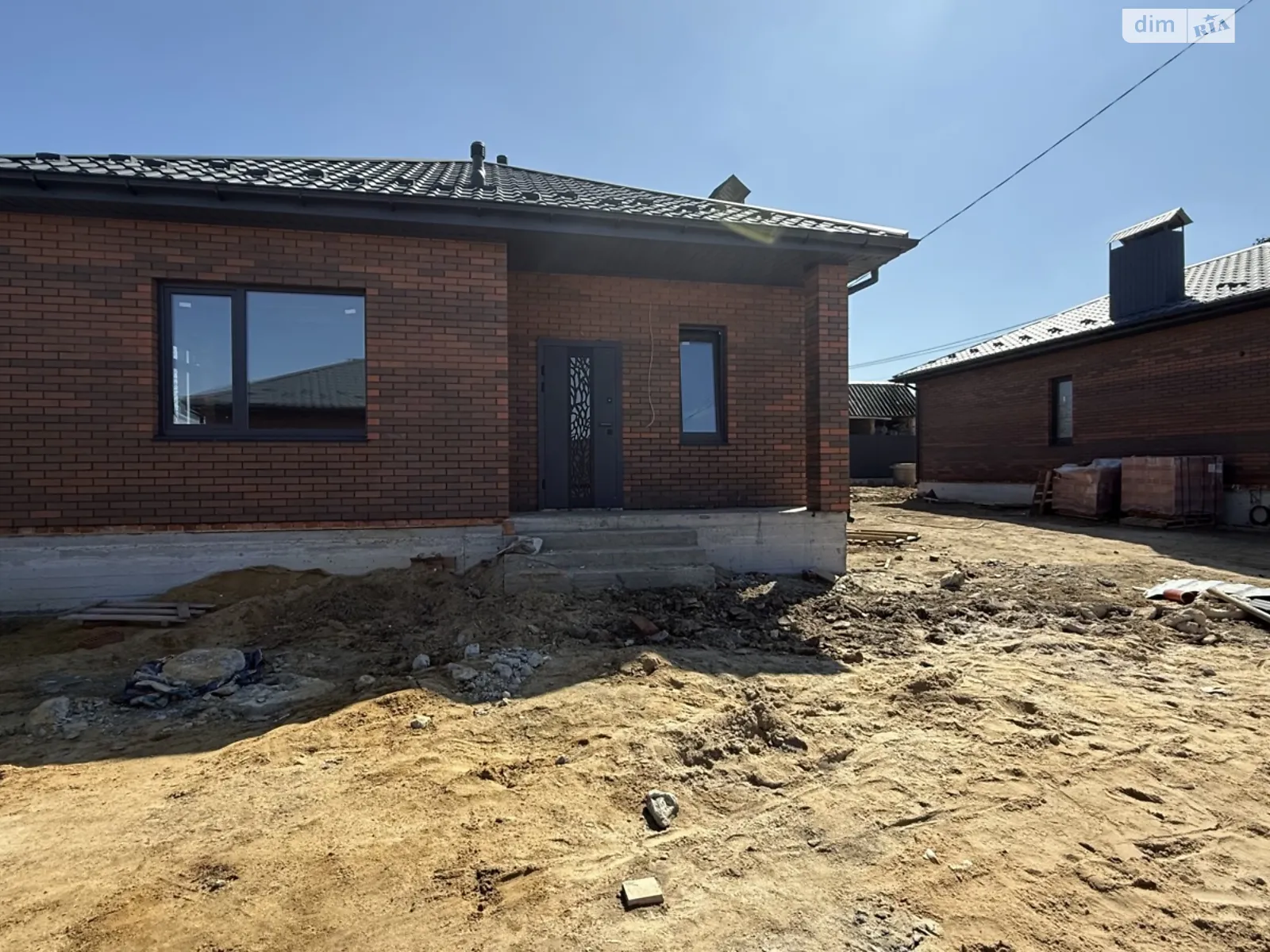 Продается одноэтажный дом 88 кв. м с верандой, цена: 70000 $ - фото 1