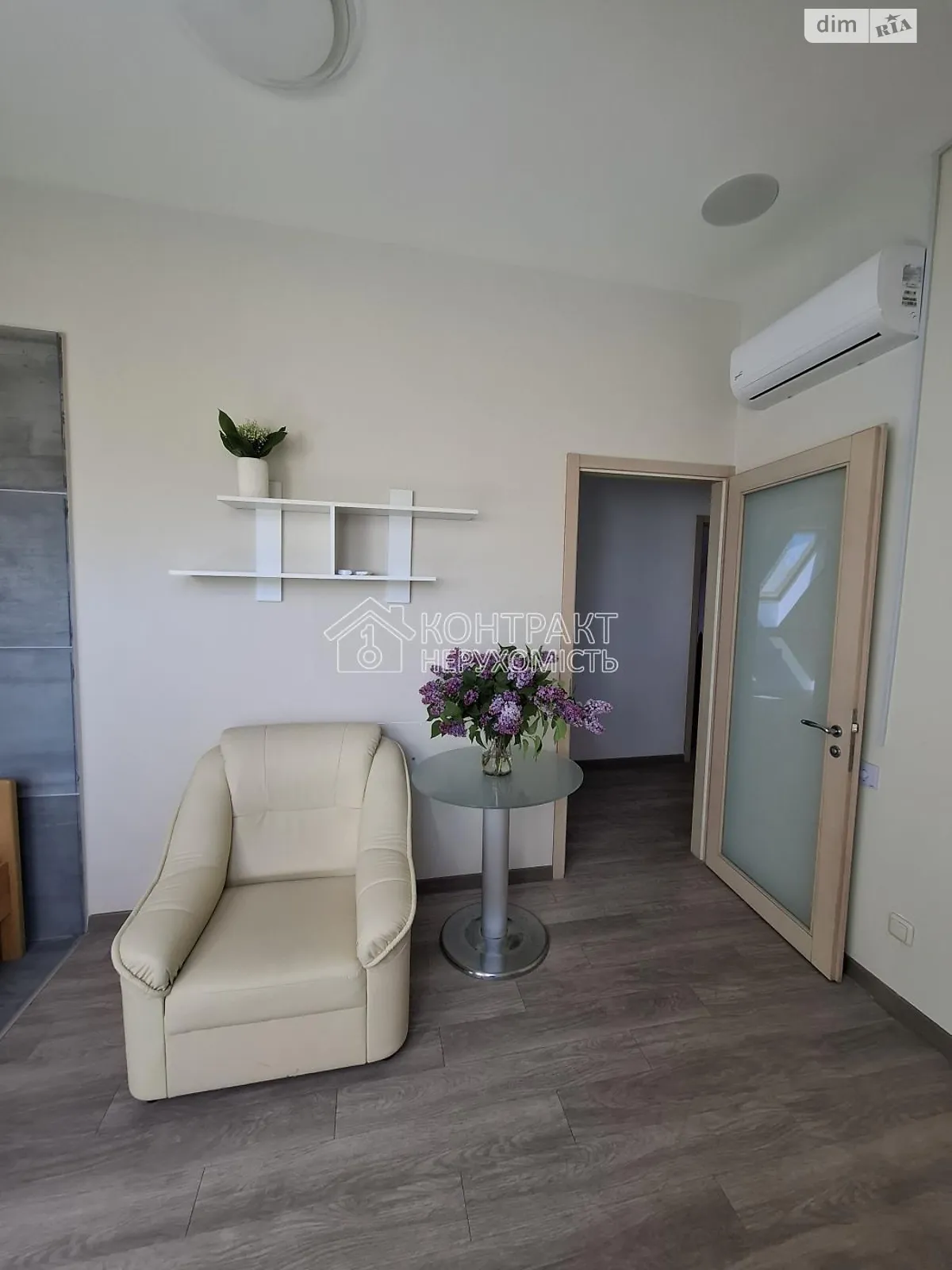 Сдается в аренду дом на 2 этажа 240 кв. м с балконом, цена: 60000 грн - фото 1