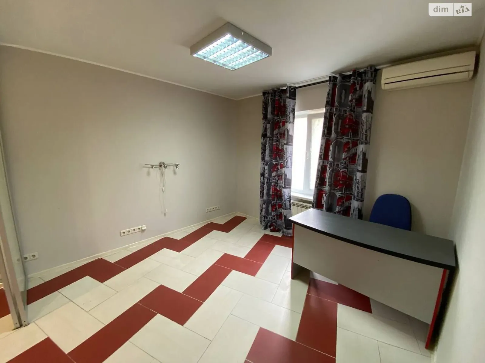 Продається приміщення вільного призначення 35 кв. м в 16-поверховій будівлі, цена: 60000 $ - фото 1
