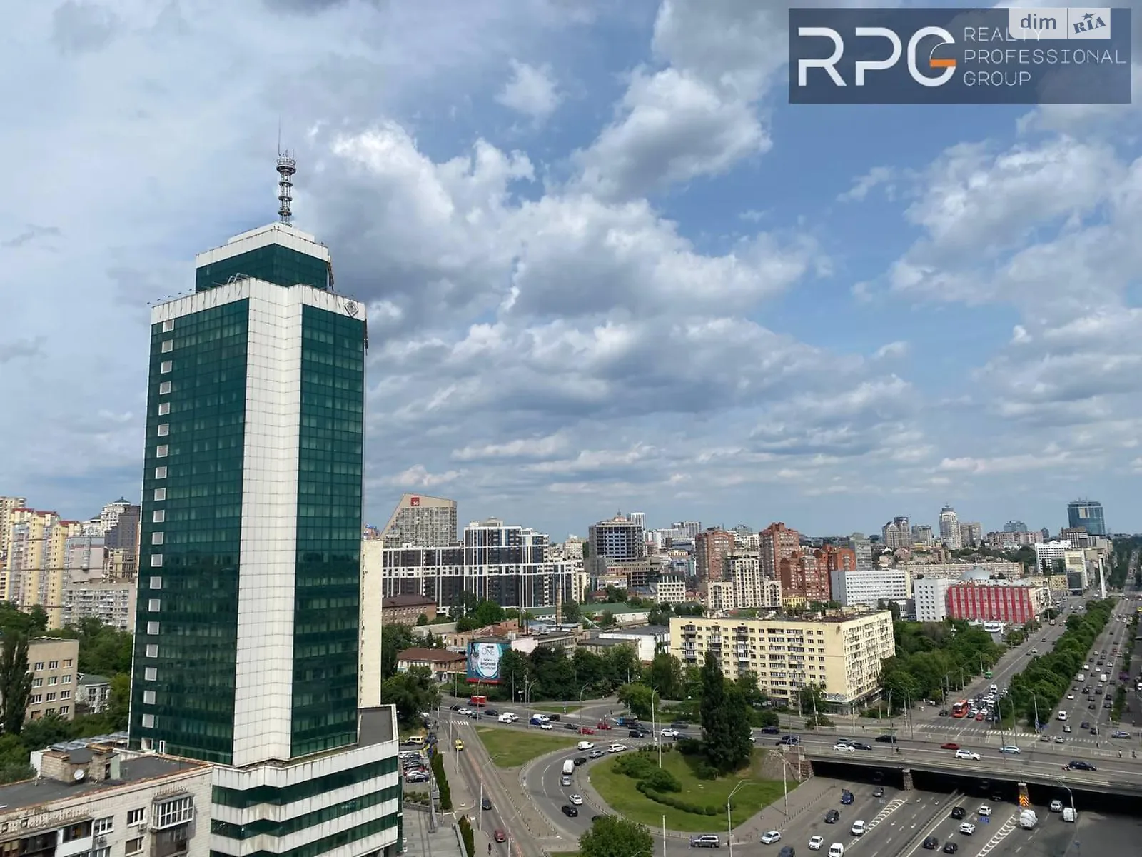 Продается 1-комнатная квартира 52.7 кв. м в Киеве, просп. Берестейский(Победы), 11 корпус 1 - фото 1