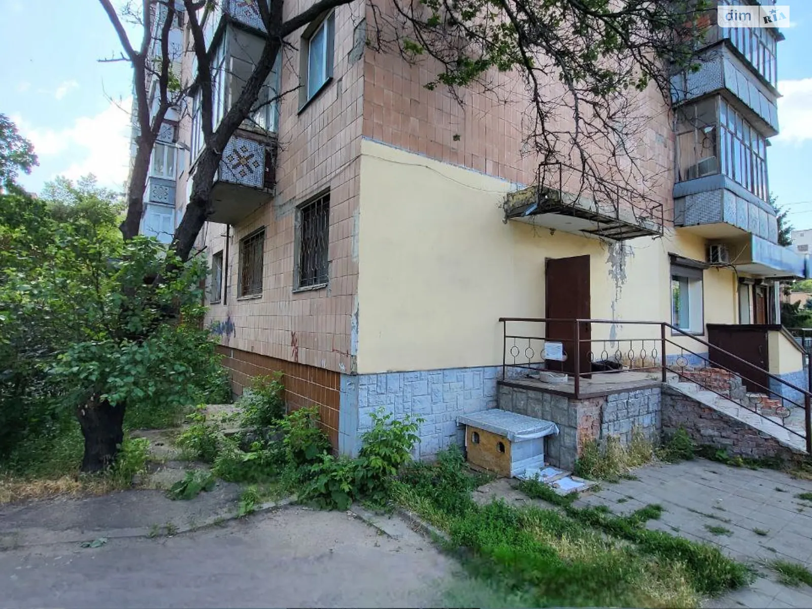 Продається приміщення вільного призначення 41.6 кв. м в 9-поверховій будівлі, цена: 40000 $ - фото 1
