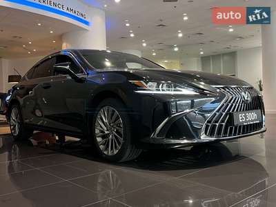 Lexus ES 2025 Launch Edition