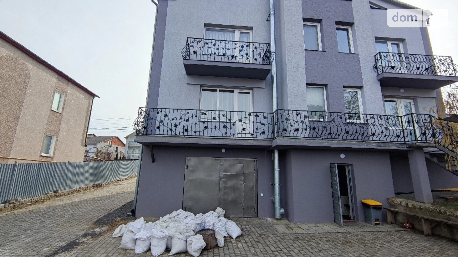 Продается дом на 2 этажа 363 кв. м с камином, цена: 155000 $ - фото 3