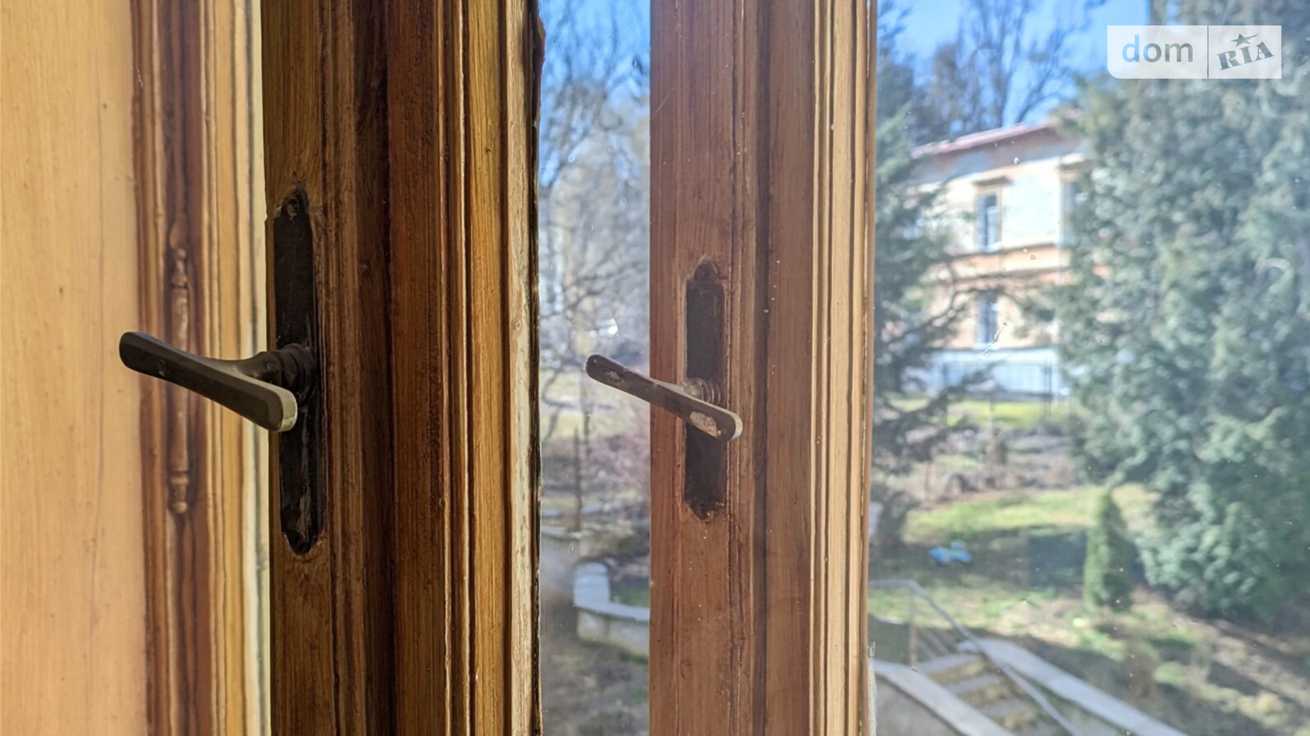 Продается 1-комнатная квартира 85.5 кв. м в Львове, ул. Франко Ивана, 40 - фото 2