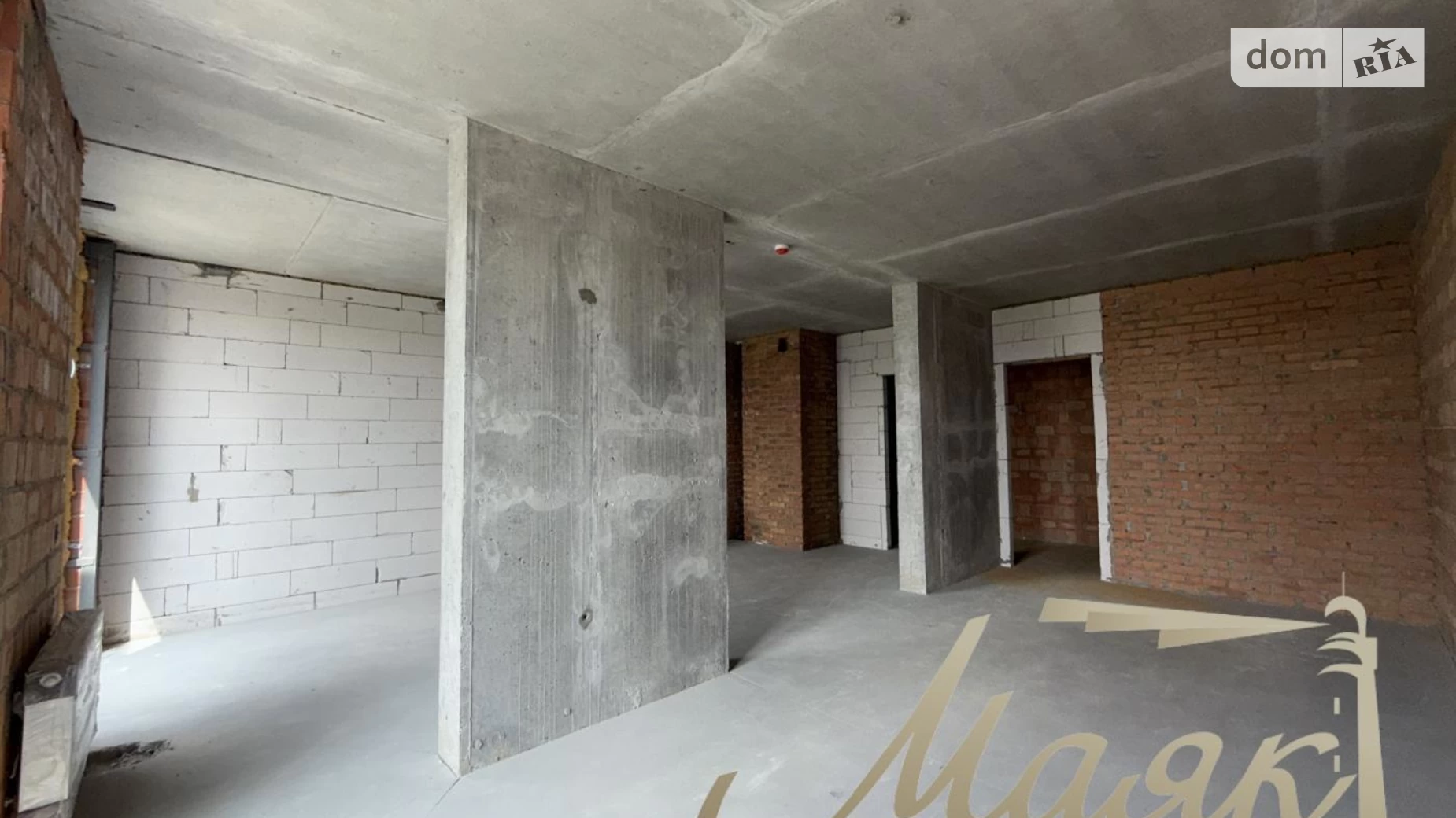 Продається 2-кімнатна квартира 73 кв. м у Києві, Залізничне шосе, 45А - фото 2