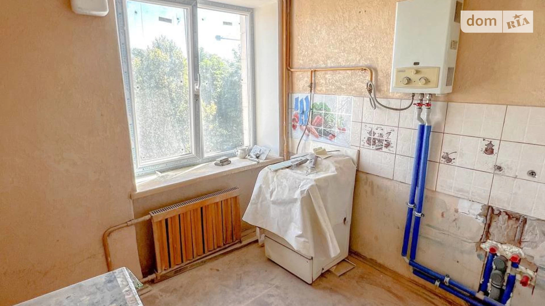 Продается 2-комнатная квартира 48 кв. м в Ровно, ул. Ленокомбинатовская, 9 - фото 4
